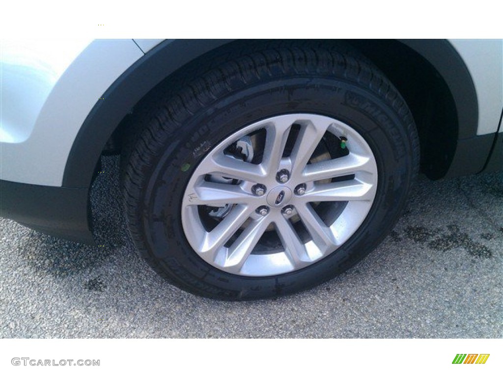 2015 Explorer FWD - Ingot Silver / Medium Light Stone photo #37