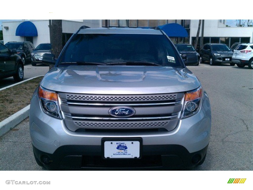 2015 Explorer FWD - Ingot Silver / Medium Light Stone photo #39