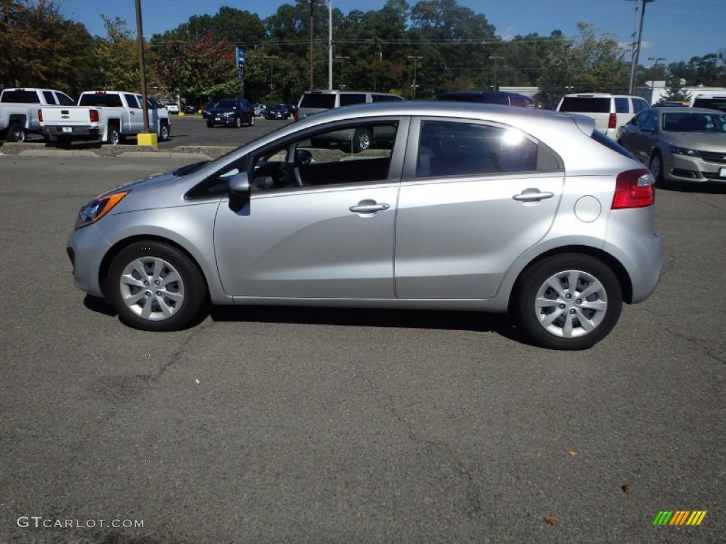 Bright Silver 2013 Kia Rio LX 5-Door Exterior Photo #98070997