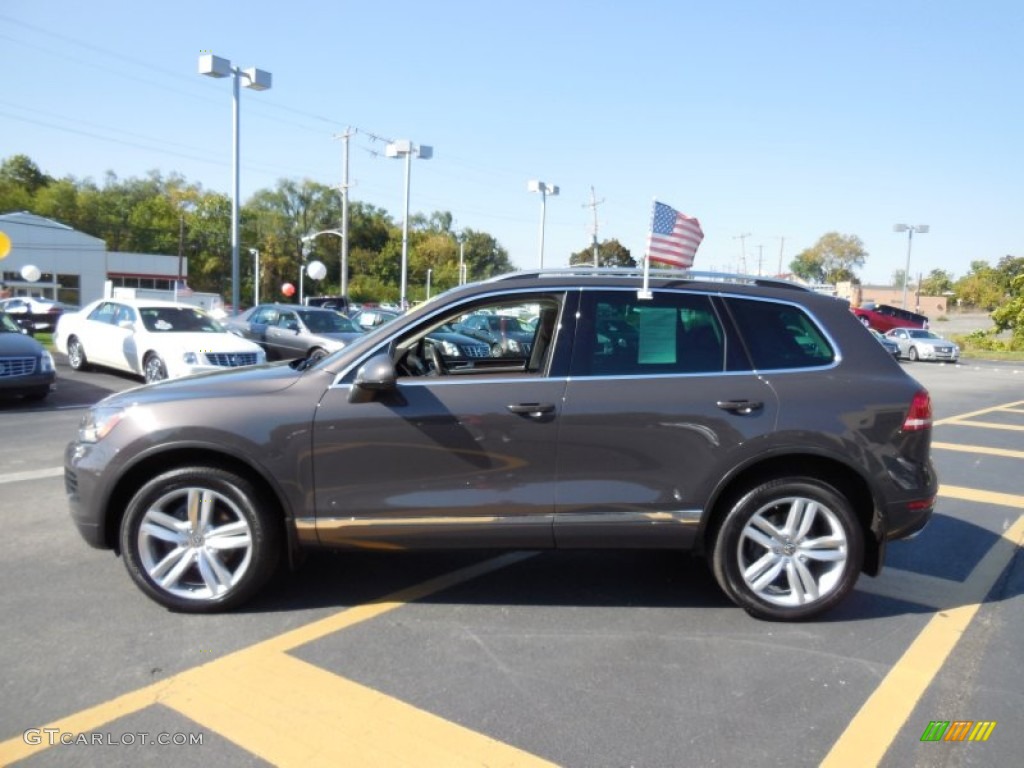 2012 Touareg TDI Executive 4XMotion - Galapagos Metallic / Saddle Brown photo #4