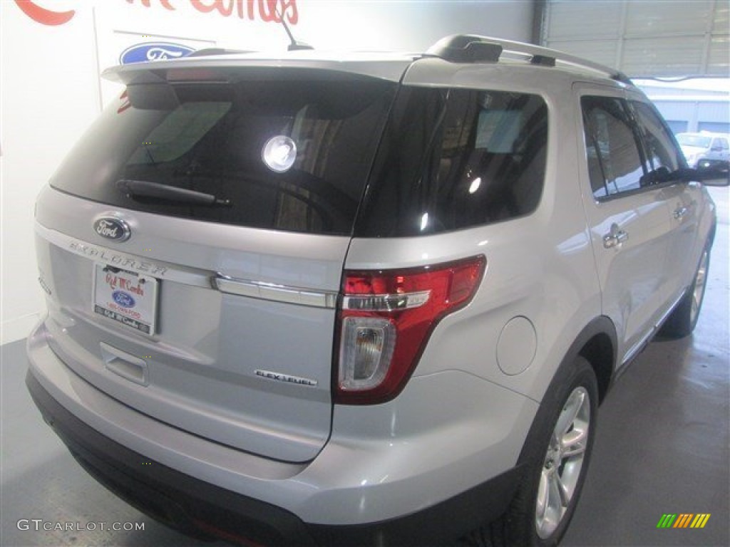 2015 Explorer Limited - Ingot Silver / Charcoal Black photo #8