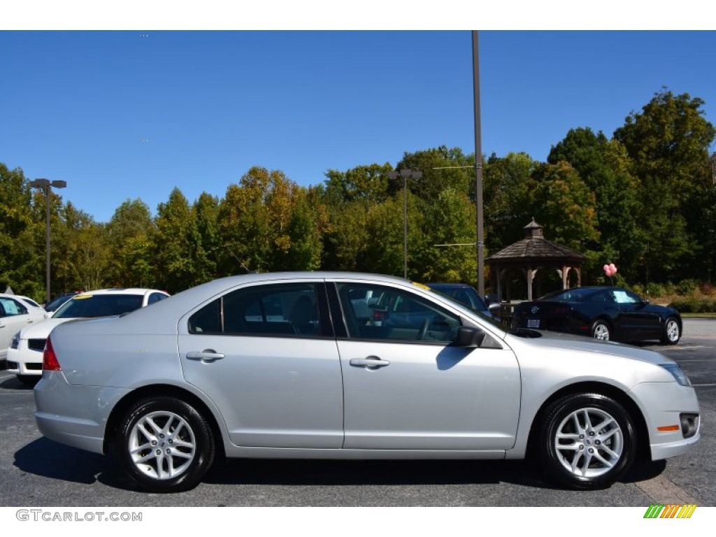 2010 Fusion S - Brilliant Silver Metallic / Medium Light Stone photo #2