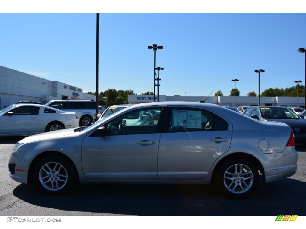 2010 Fusion S - Brilliant Silver Metallic / Medium Light Stone photo #6