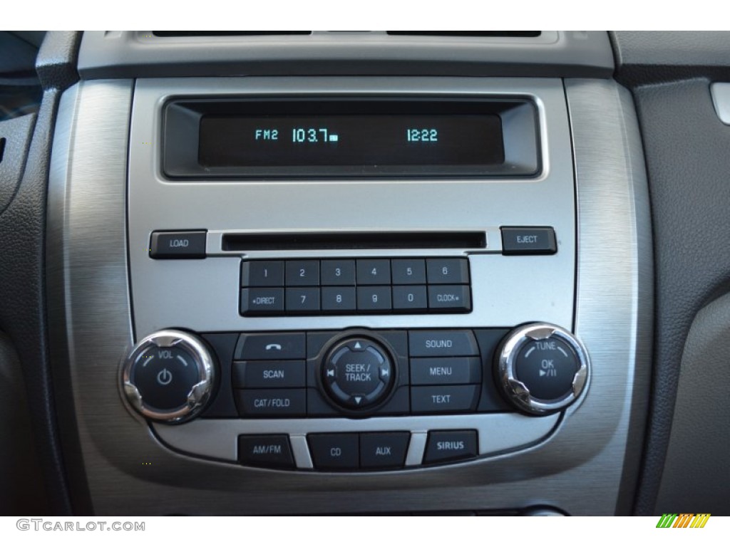 2010 Fusion S - Brilliant Silver Metallic / Medium Light Stone photo #19