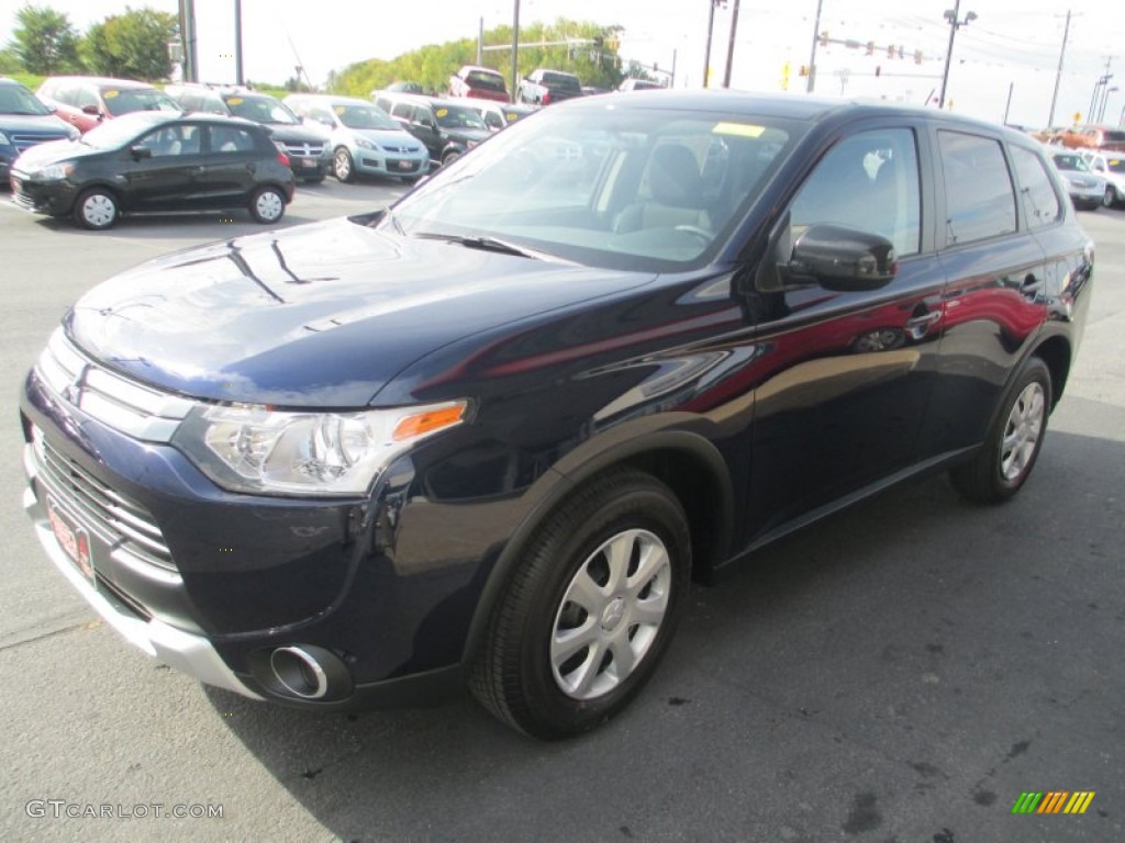 2015 Outlander ES - Cosmic Blue / Black photo #3