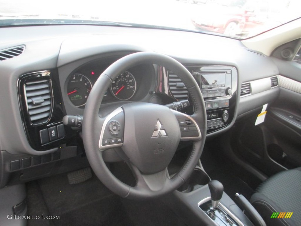 2015 Outlander ES - Cosmic Blue / Black photo #11