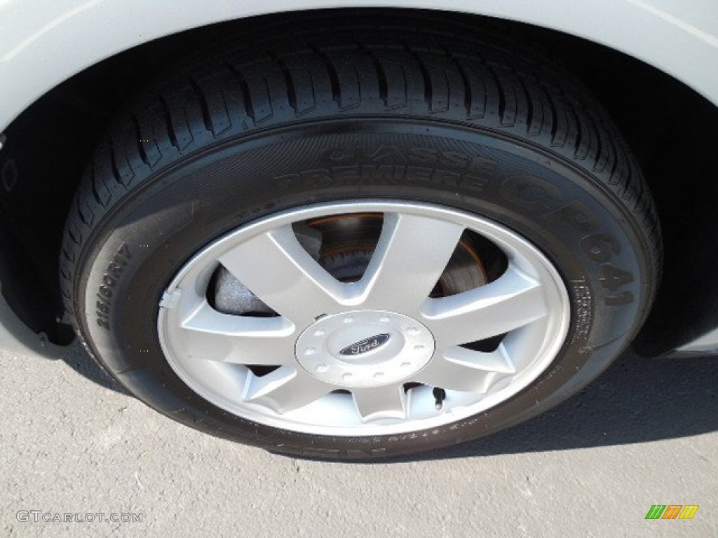 2005 Five Hundred SE - Silver Frost Metallic / Pebble Beige photo #14