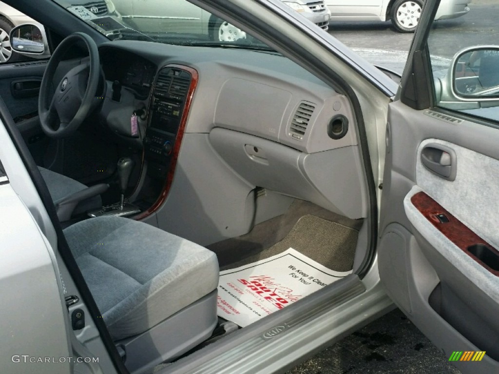 2004 Optima EX V6 - Diamond Silver / Beige photo #8