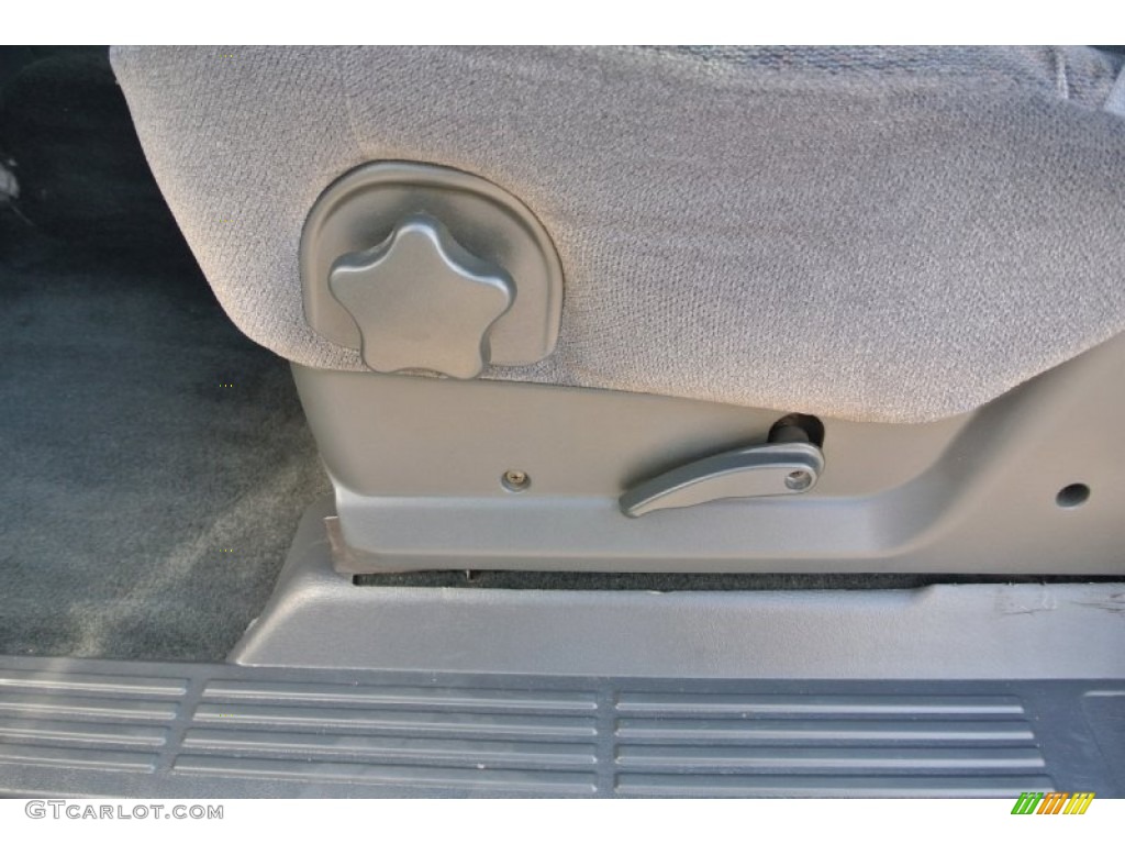 2002 Sierra 1500 SLE Regular Cab - Pewter Metallic / Graphite photo #9