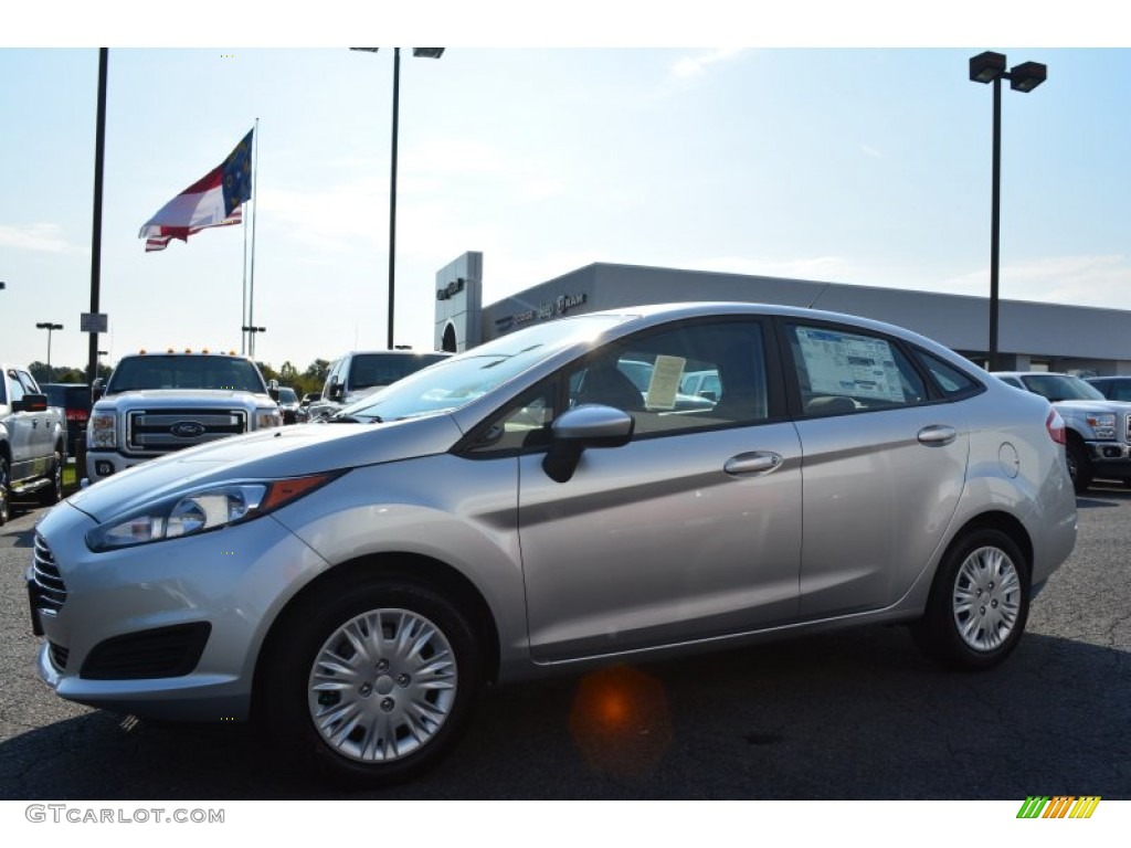 2015 Fiesta S Sedan - Ingot Silver Metallic / Charcoal Black photo #3