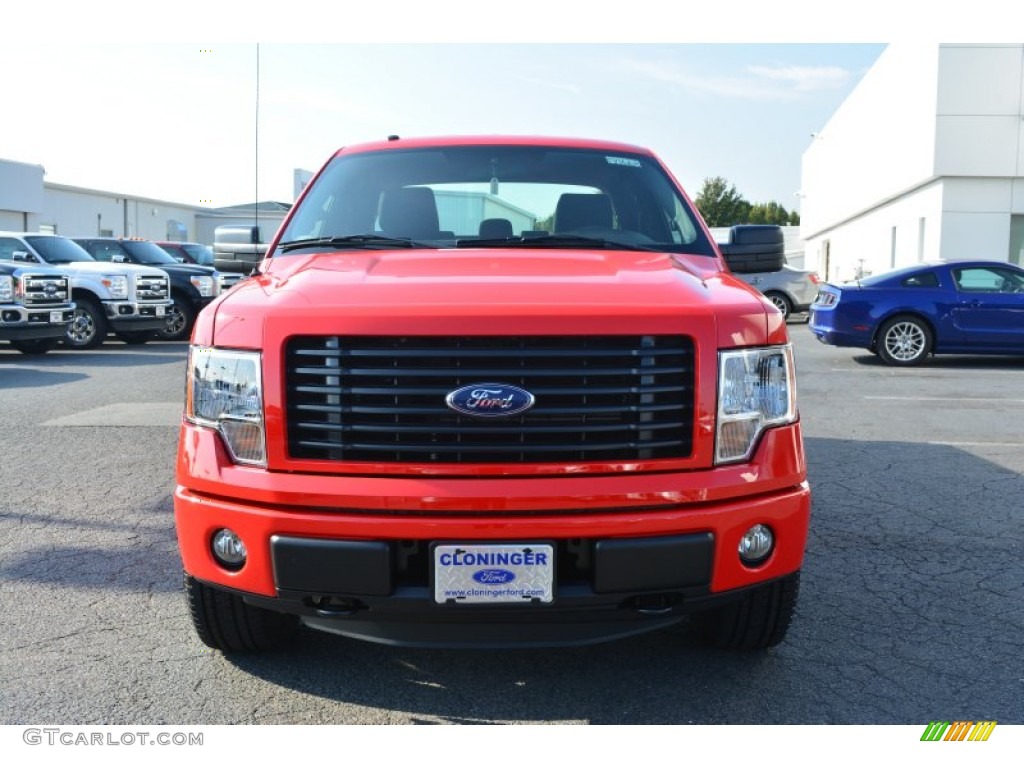 2014 F150 STX SuperCab 4x4 - Race Red / Black photo #4