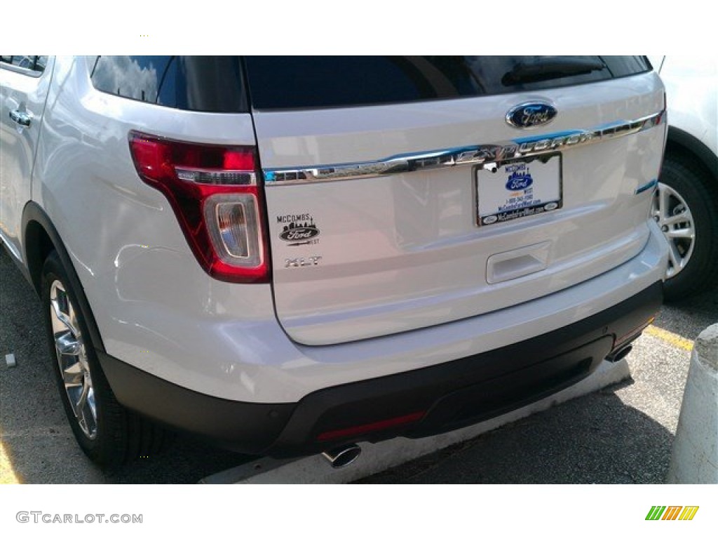 2015 Explorer XLT - White Platinum / Medium Light Stone photo #5