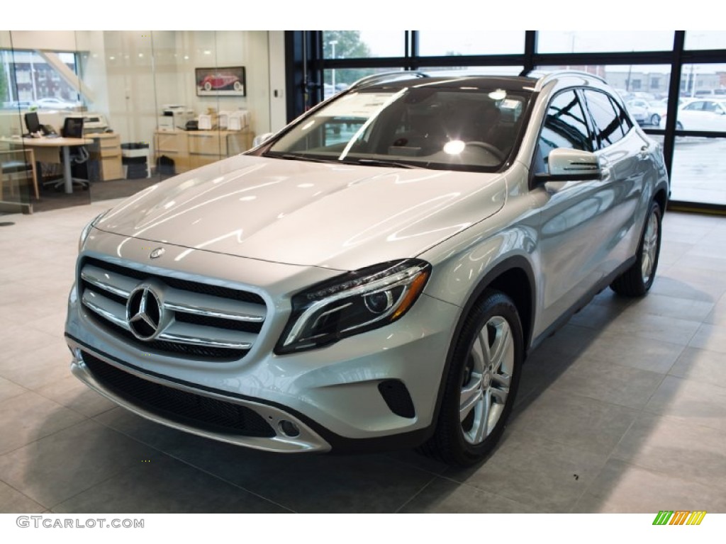 2015 GLA 250 4Matic - Polar Silver Metallic / Black photo #2