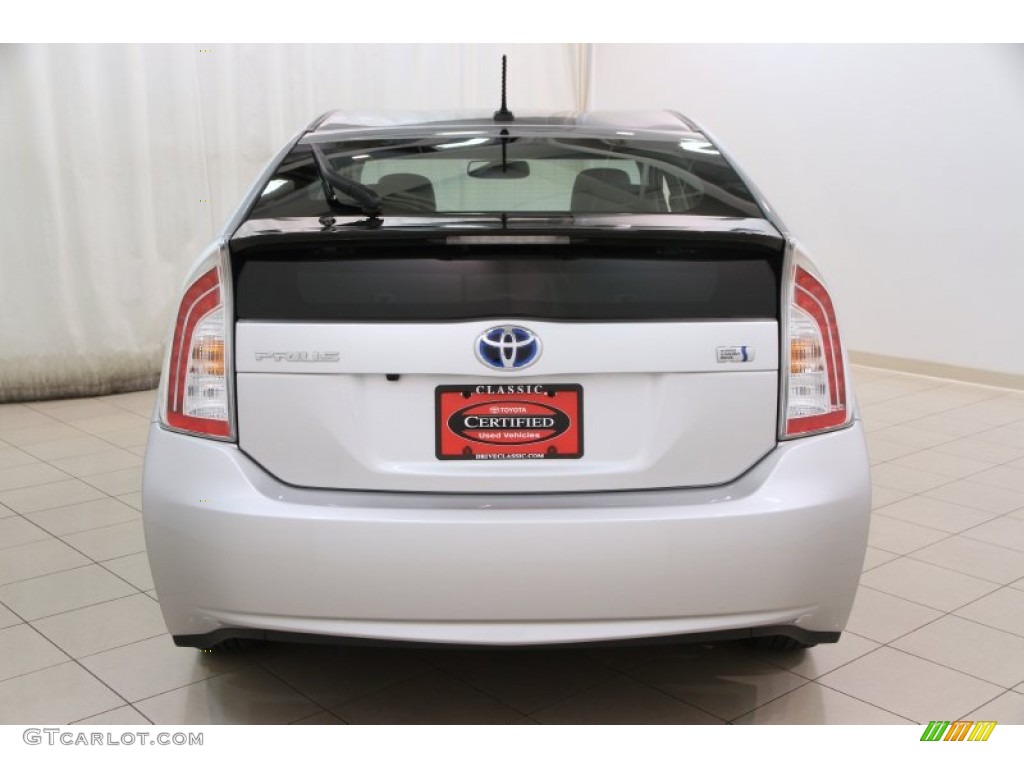 2014 Prius Five Hybrid - Classic Silver Metallic / Dark Gray photo #17