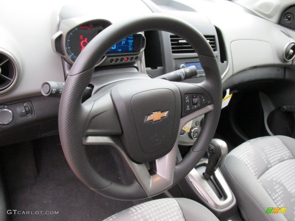 2015 Chevrolet Sonic LS Sedan Jet Black/Dark Titanium Steering Wheel Photo #98115695