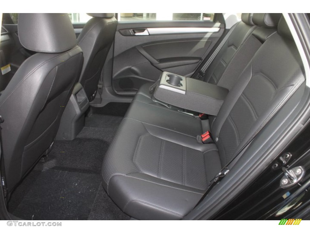 2015 Volkswagen Passat Wolfsburg Edition Sedan Rear Seat Photo #98115827