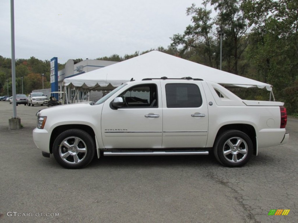 2013 Avalanche LTZ 4x4 - White Diamond Tricoat / Ebony photo #2