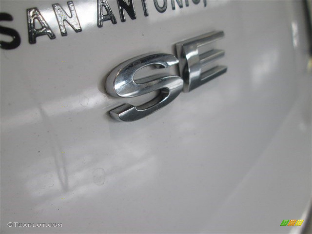 2014 Fiesta SE Hatchback - Oxford White / Charcoal Black photo #6