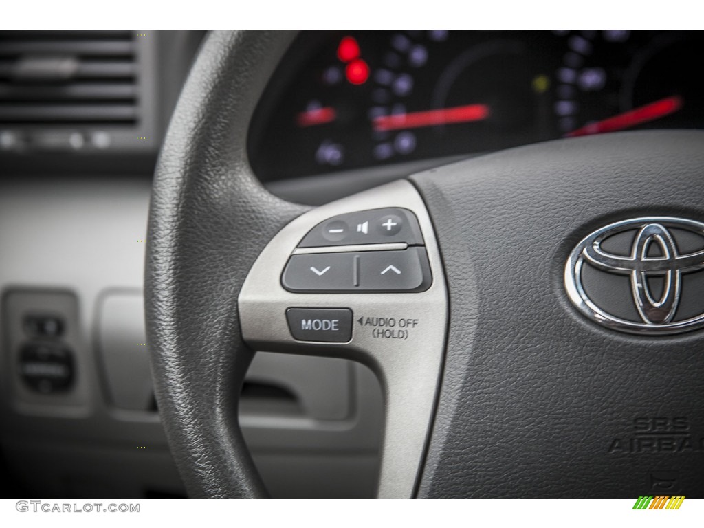 2010 Toyota Camry LE Controls Photo #98131793