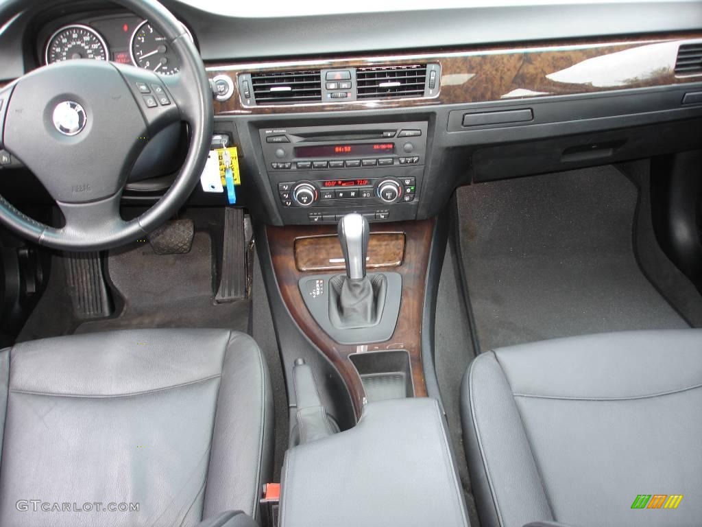 2007 3 Series 328xi Sedan - Arctic Metallic / Black photo #12