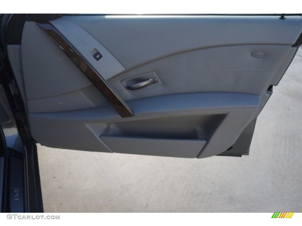 2005 5 Series 530i Sedan - Titanium Grey Metallic / Grey photo #16
