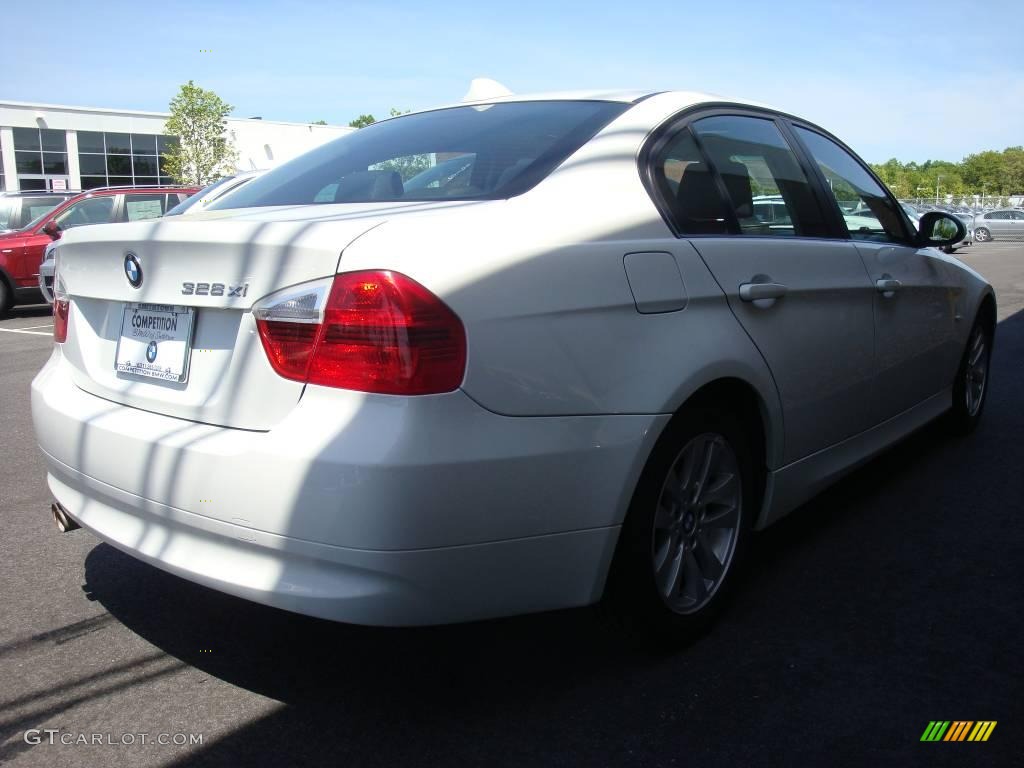 2007 3 Series 328xi Sedan - Alpine White / Black photo #6