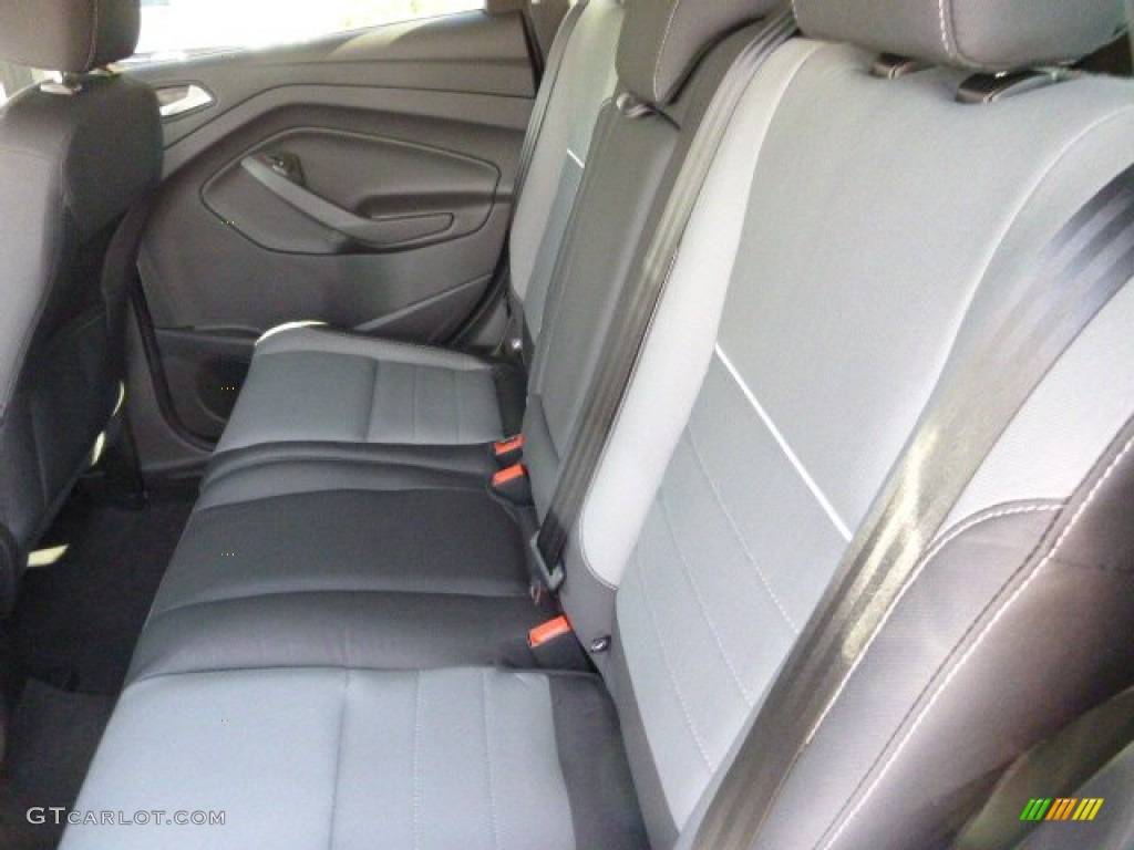 2015 Ford Escape SE Rear Seat Photo #98149799