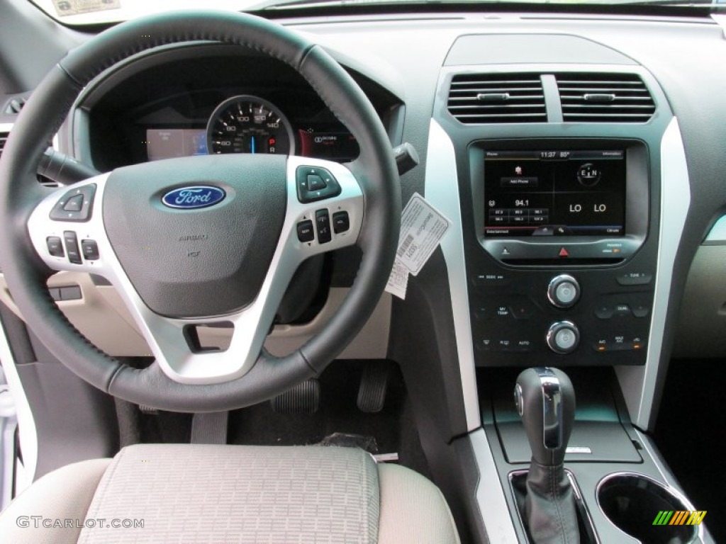 2015 Explorer XLT - Oxford White / Medium Light Stone photo #28