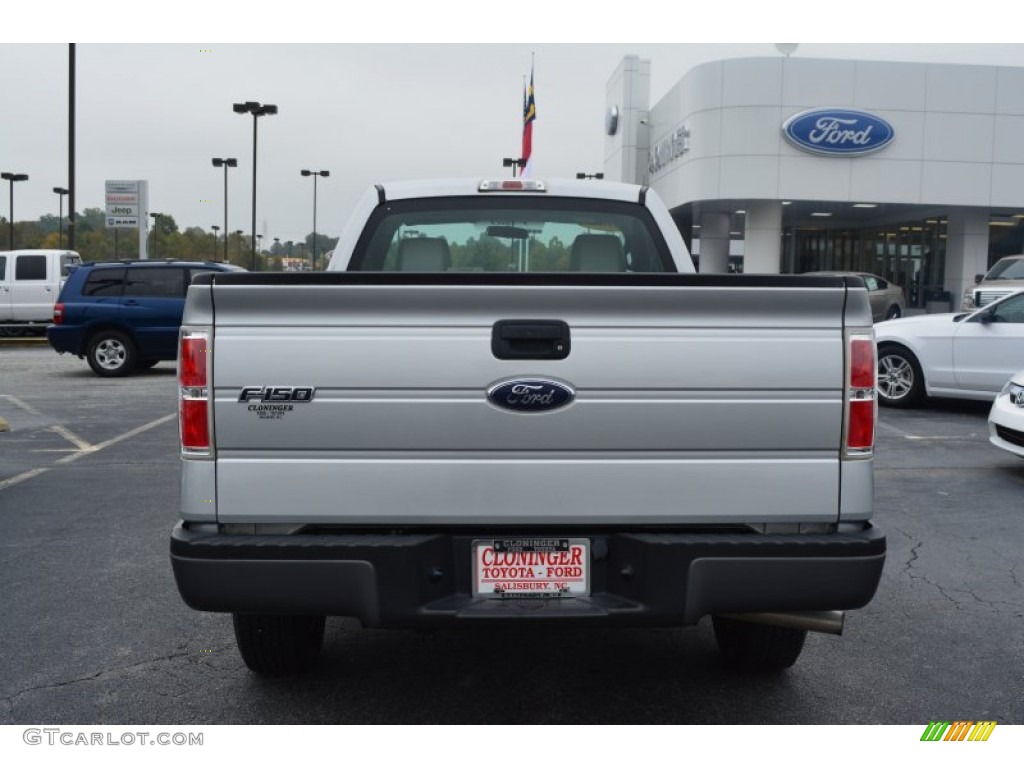 2009 F150 XL Regular Cab - Brilliant Silver Metallic / Stone/Medium Stone photo #4