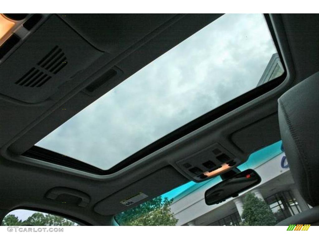 2007 3 Series 328i Sedan - Titanium Silver Metallic / Grey Dakota Leather photo #25