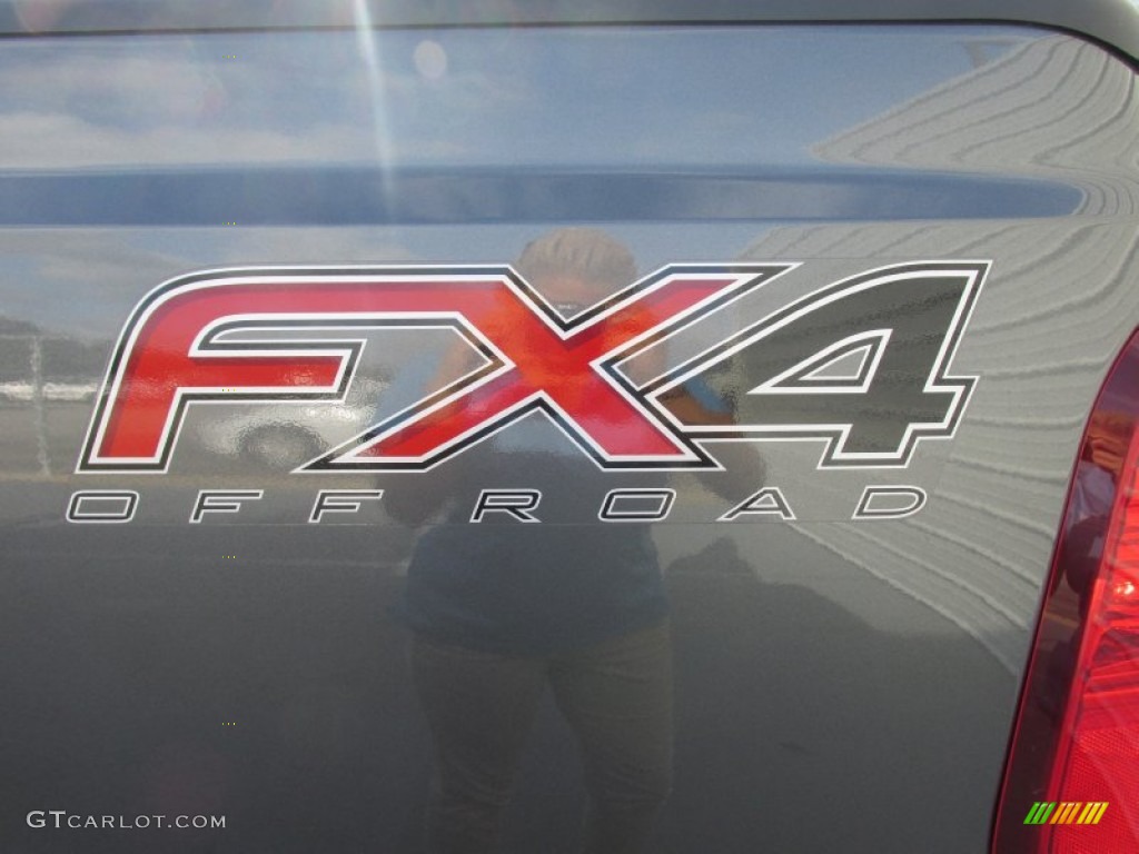 2015 F250 Super Duty XLT Crew Cab 4x4 - Magnetic / Steel photo #17
