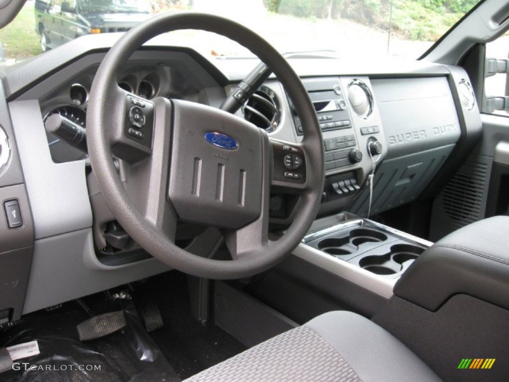 2015 Ford F350 Super Duty XLT Crew Cab 4x4 Interior Color Photos