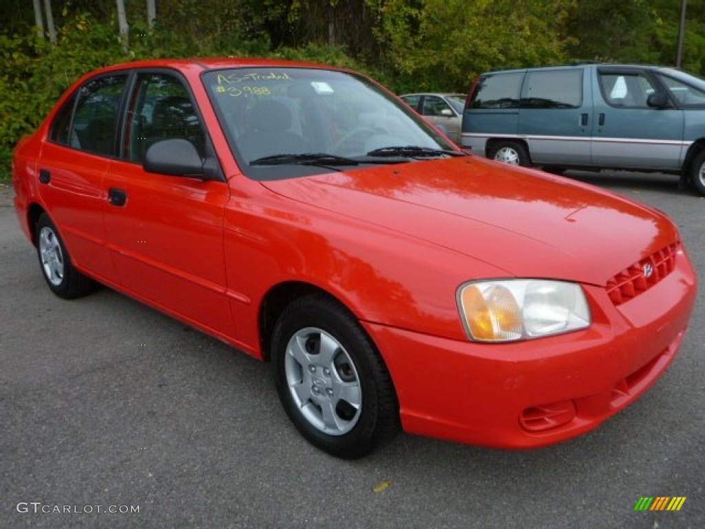 2002 Hyundai Accent GL Sedan Exterior Photos