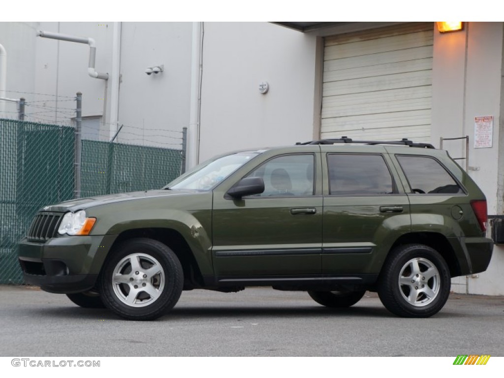 2008 Grand Cherokee Laredo - Olive Green Metallic / Dark Slate Gray photo #2