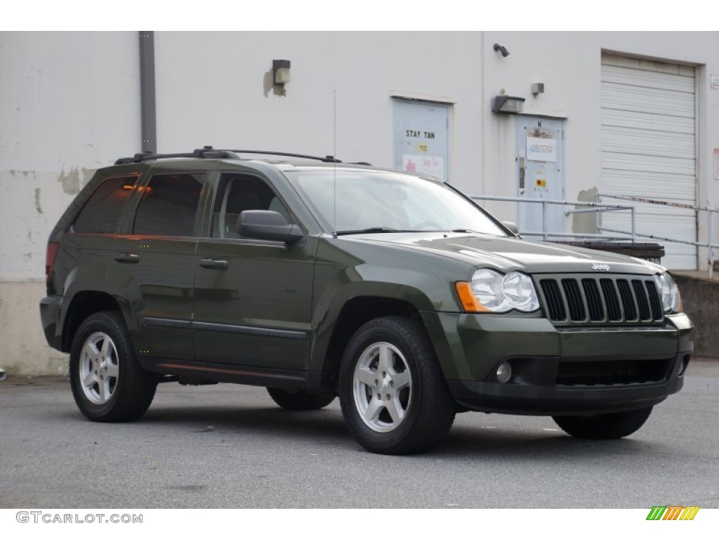 2008 Grand Cherokee Laredo - Olive Green Metallic / Dark Slate Gray photo #3