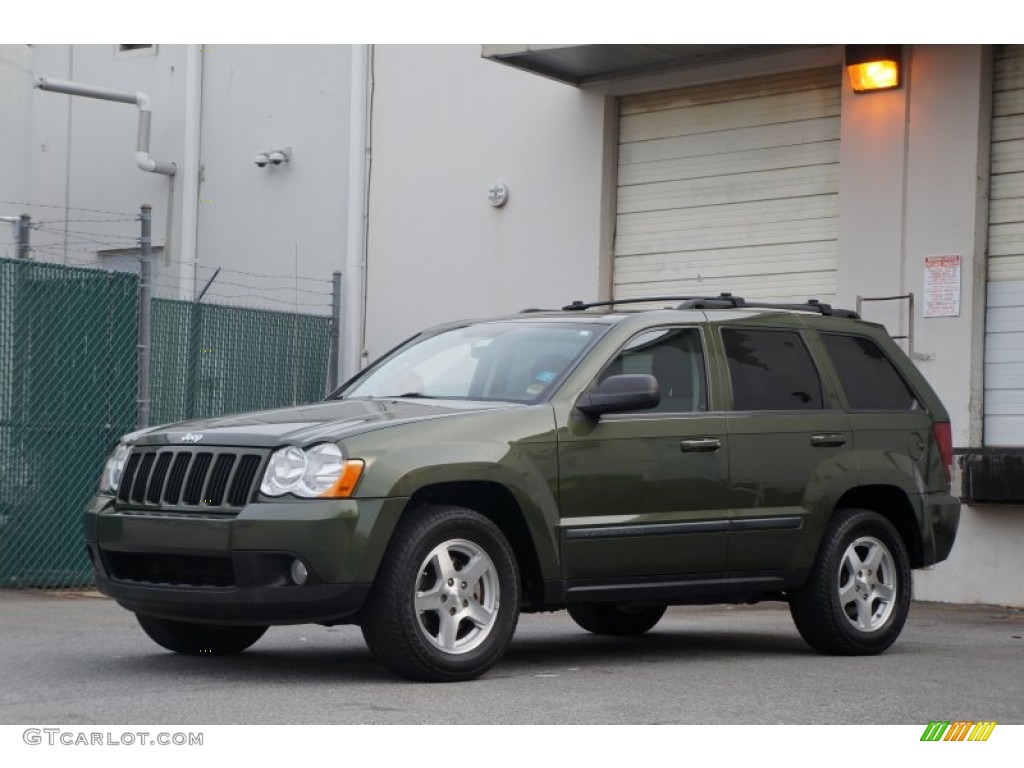 2008 Grand Cherokee Laredo - Olive Green Metallic / Dark Slate Gray photo #4