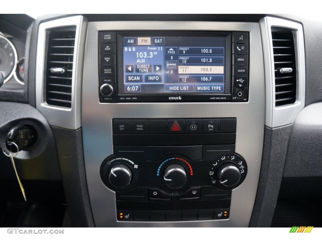 2008 Grand Cherokee Laredo - Olive Green Metallic / Dark Slate Gray photo #13