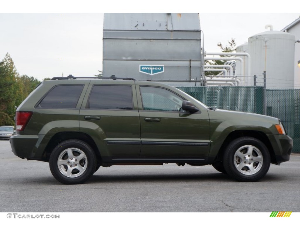 2008 Grand Cherokee Laredo - Olive Green Metallic / Dark Slate Gray photo #25