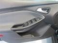 Tuxedo Black - Focus SE Sedan Photo No. 14