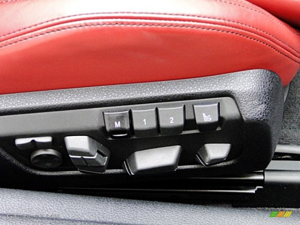 2013 BMW M6 Convertible Controls Photo #98170896