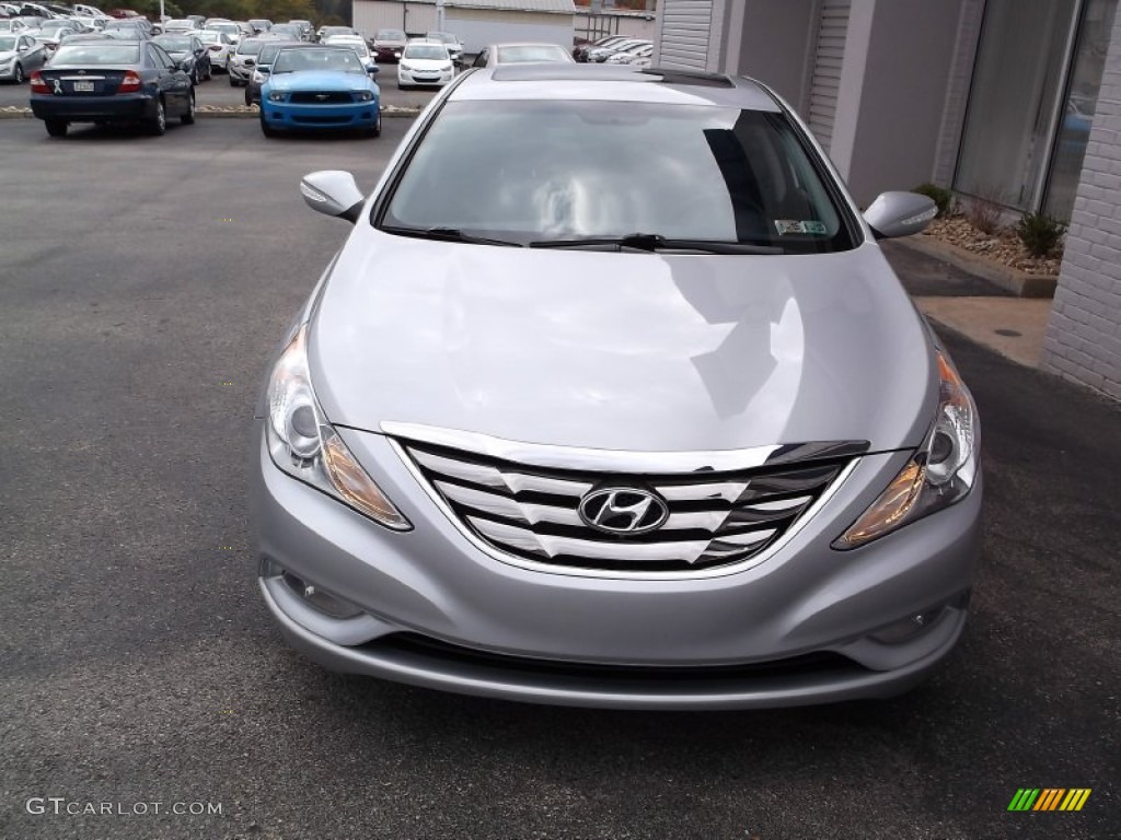 2011 Sonata Limited - Radiant Silver / Black photo #5