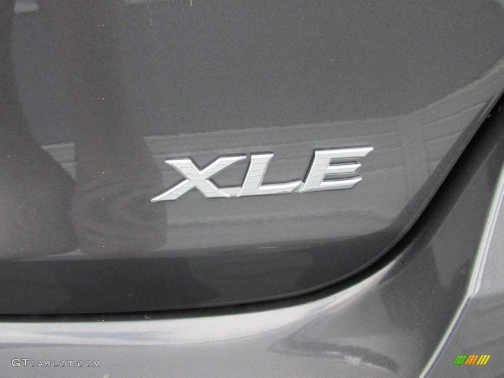 2015 Venza XLE V6 - Magnetic Gray Metallic / Light Gray photo #15