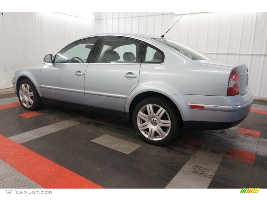 2005 Passat GLX Sedan - Blue Silver Metallic / Beige photo #11