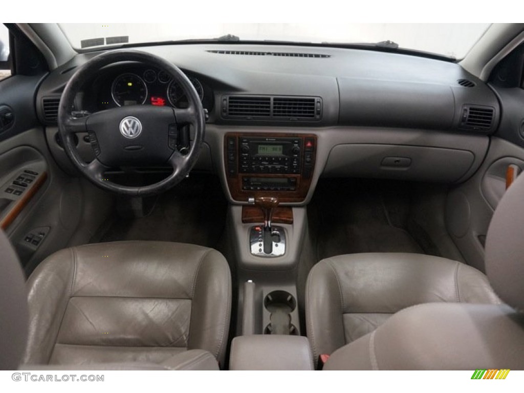 2005 Passat GLX Sedan - Blue Silver Metallic / Beige photo #23