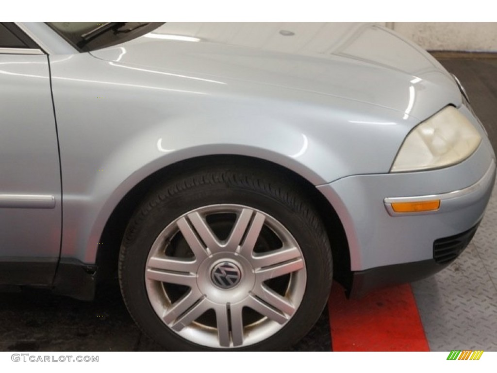 2005 Passat GLX Sedan - Blue Silver Metallic / Beige photo #40