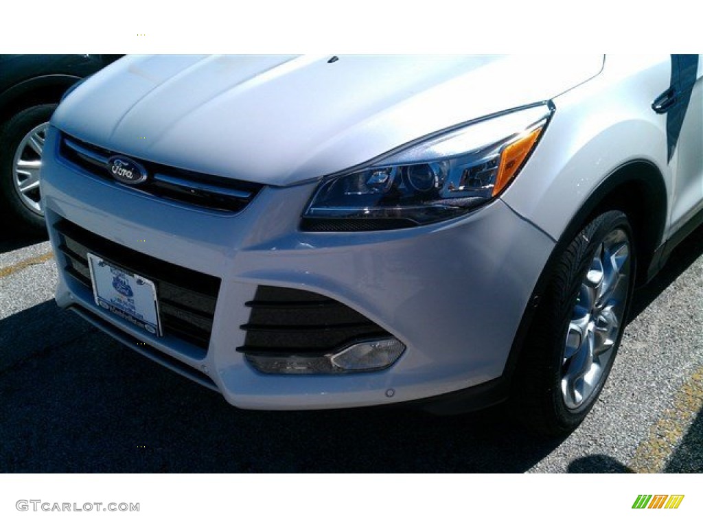 2015 Escape Titanium - White Platinum Metallic Tri-Coat / Charcoal Black photo #40