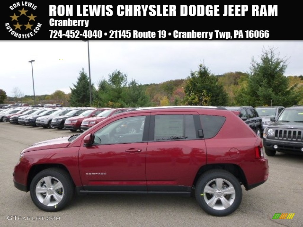 2015 Compass Latitude 4x4 - Deep Cherry Red Crystal Pearl / Dark Slate Gray photo #1