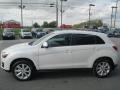 White - Outlander Sport ES Photo No. 4