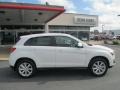 White - Outlander Sport ES Photo No. 8