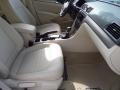 Front Seat of 2014 Passat 1.8T SE